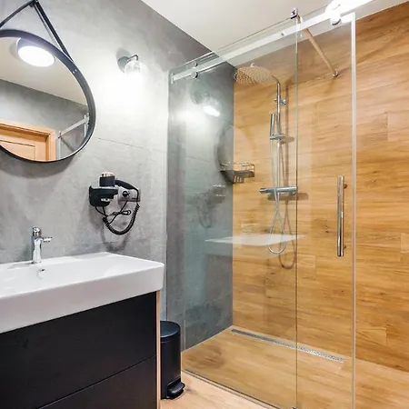 Z 2 Sypialniami Elegant Lux 18 E Perlowa Przystan -